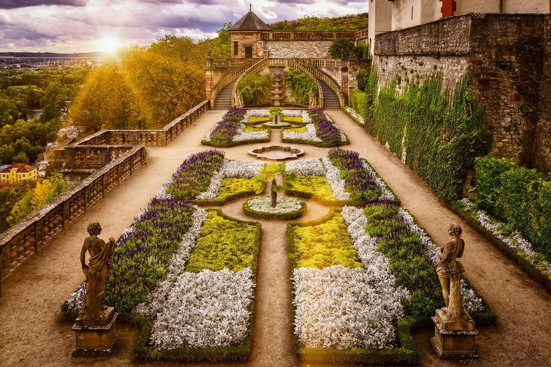 Garden Gold Landscape